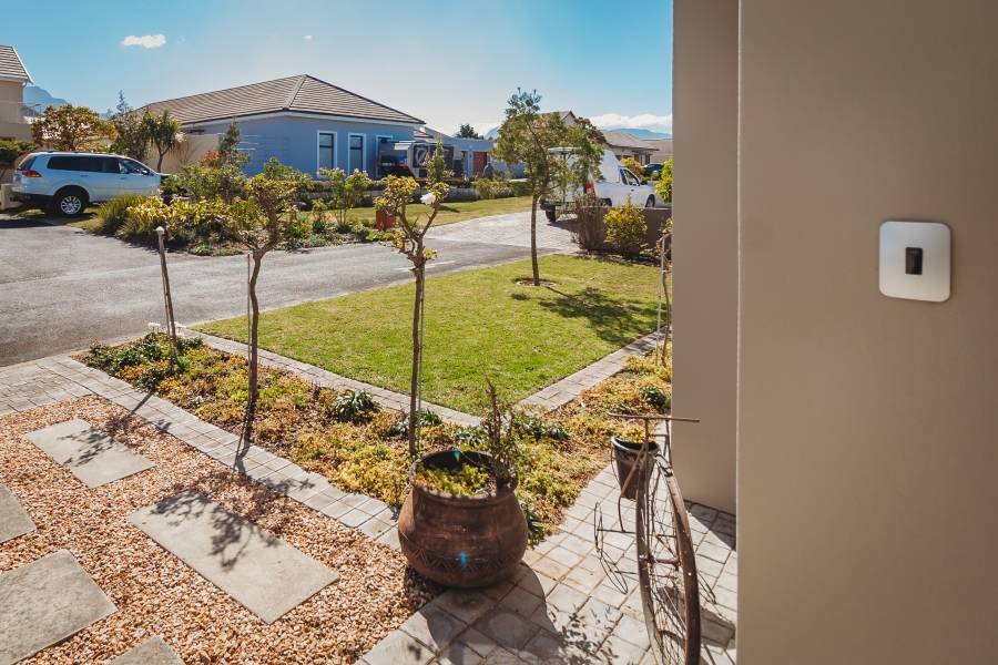 3 Bedroom Property for Sale in Kraaibosch Country Estate Western Cape